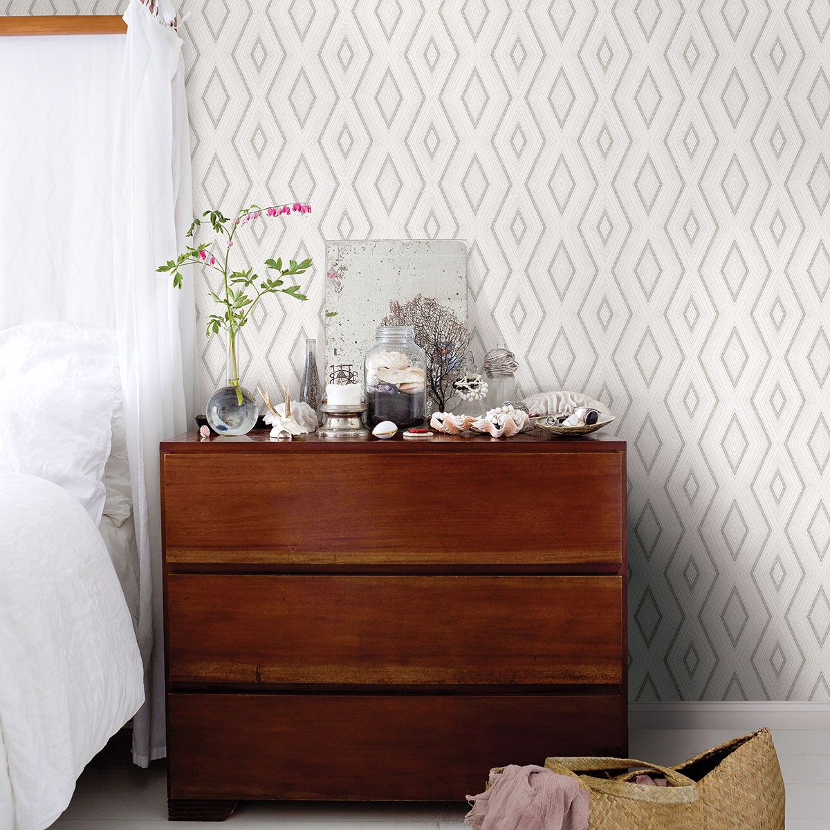 3120-13663 Santa Cruz Grey Geometric Wallpaper