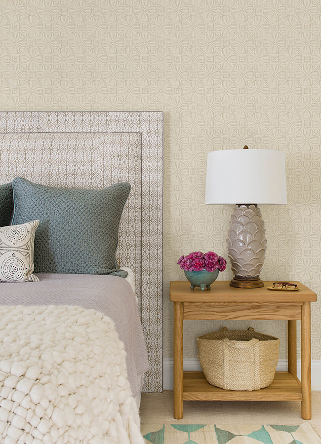 3125-72311 Sandee Dove Medallion Wallpaper