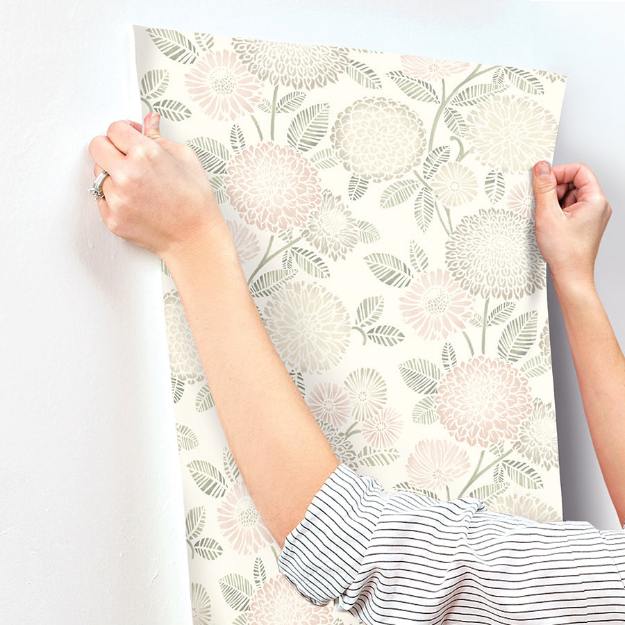 3125-72329 Zalipie Blush Floral Trail Wallpaper