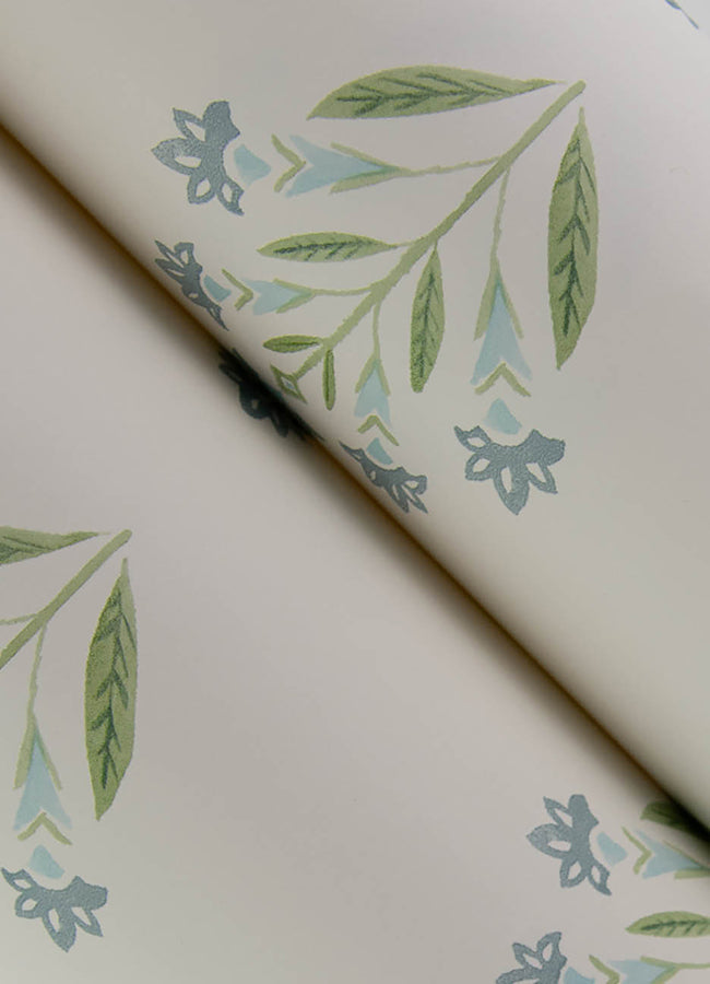 3125-72351 Kova Aquamarine Floral Crest Wallpaper