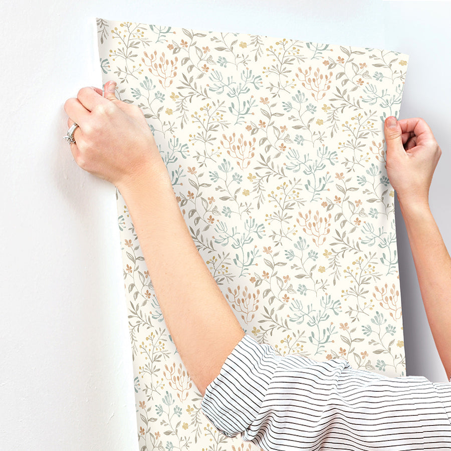 3125-72353 Tarragon Pastel Dainty Meadow Wallpaper