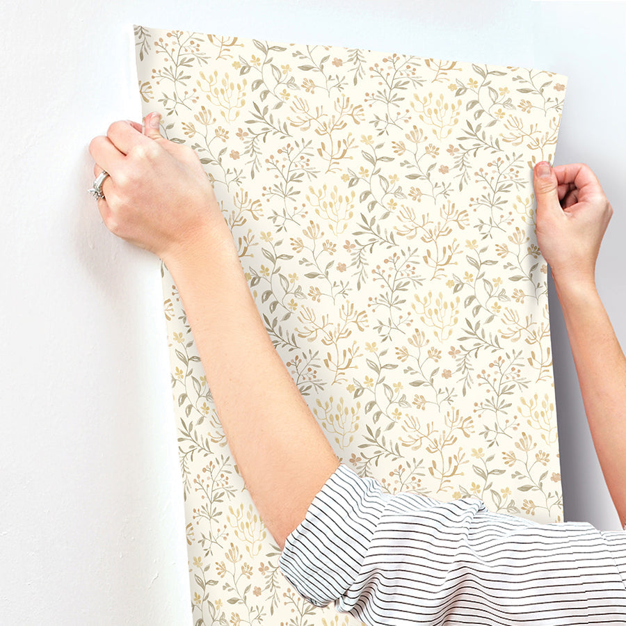 3125-72354 Tarragon Honey Dainty Meadow Wallpaper