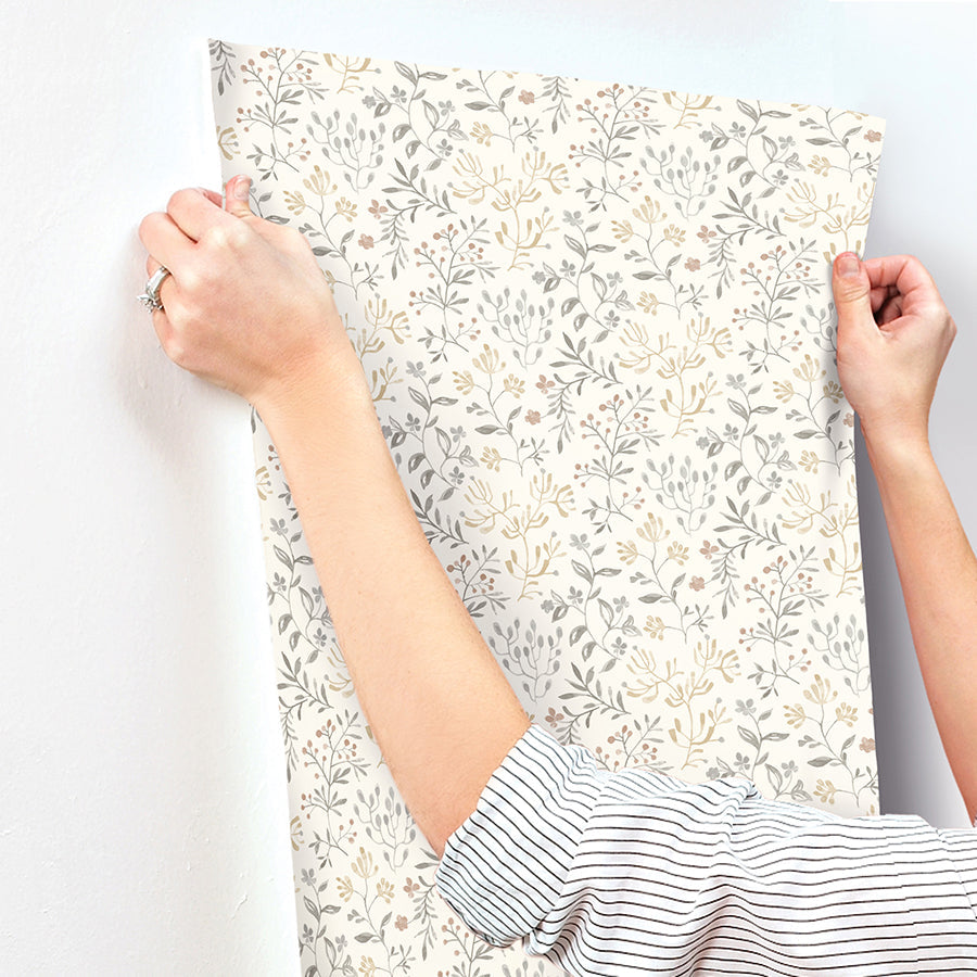 3125-72356 Tarragon Grey Dainty Meadow Wallpaper