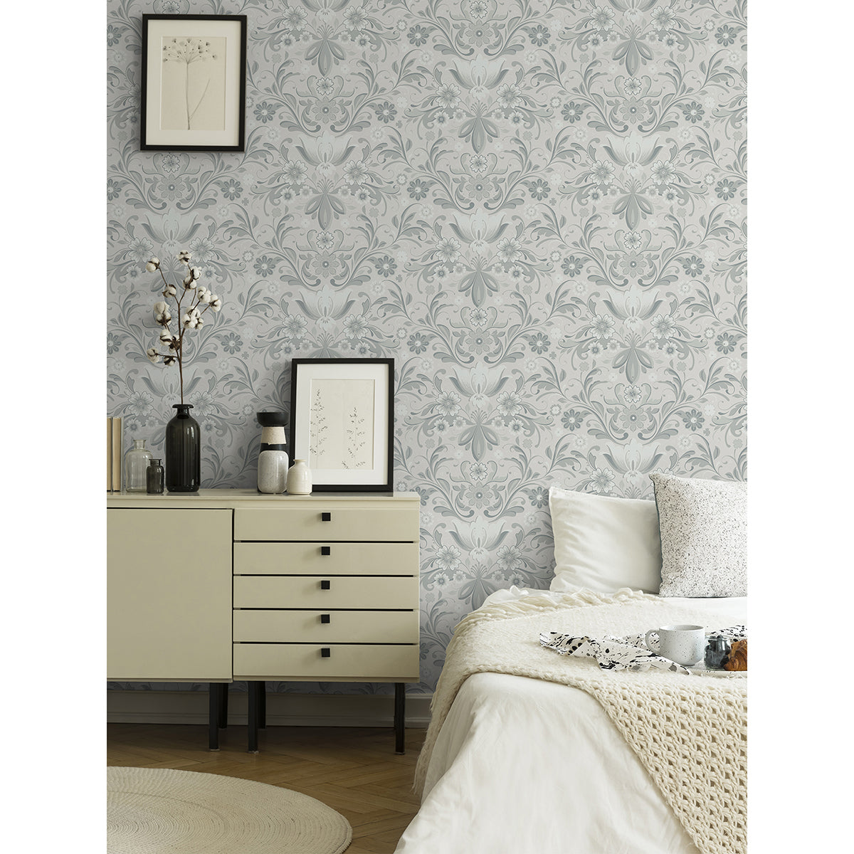 2999-24109 Ostanskar Light Grey Retro Floral Wallpaper