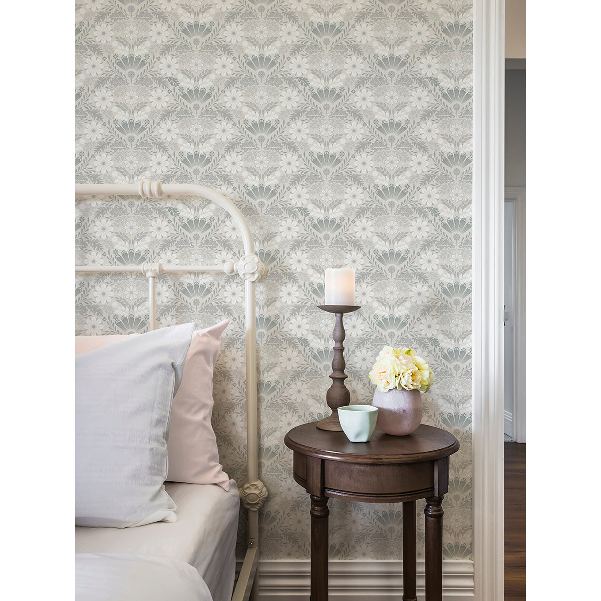 2999-24125 Klockrike Light Grey Botanical Damask Wallpaper