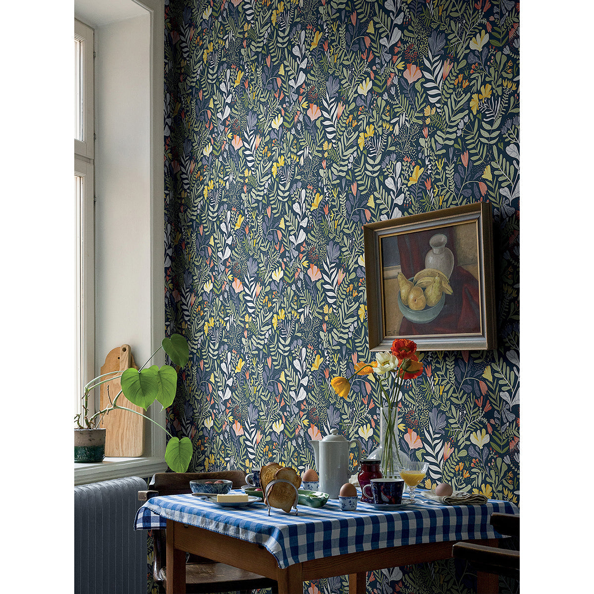 2999-55010 Brittsommar Navy Woodland Floral Wallpaper