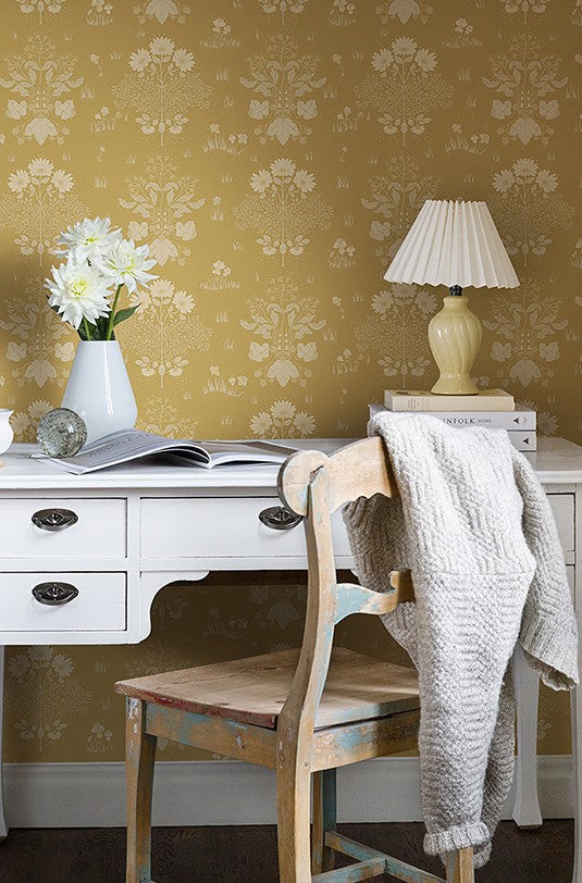 4080-83135 Elda Gold Delicate Daisies Wallpaper