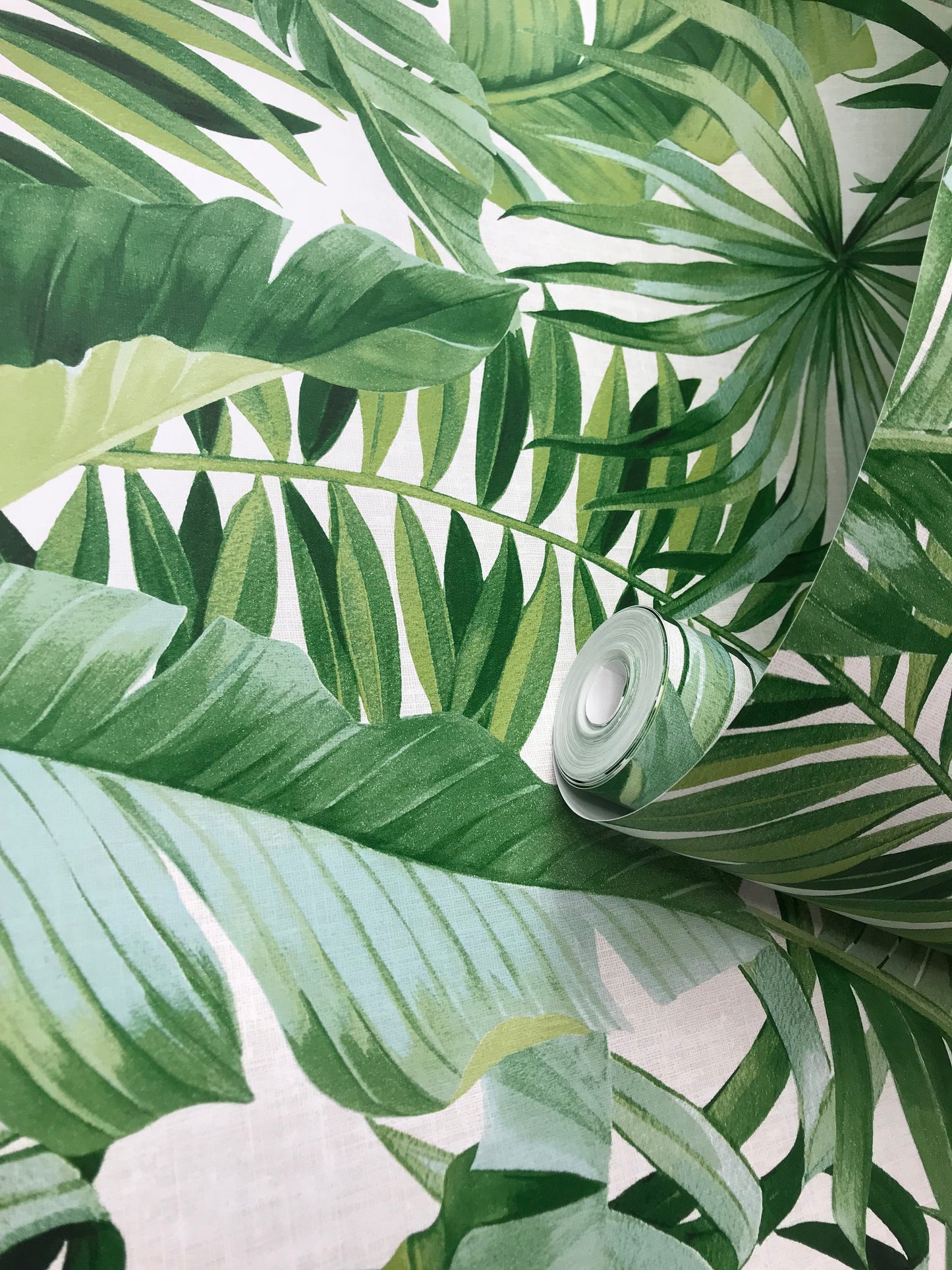 FD24136 Palm leaves Banana Leaf White Green Tropical Wallpaper