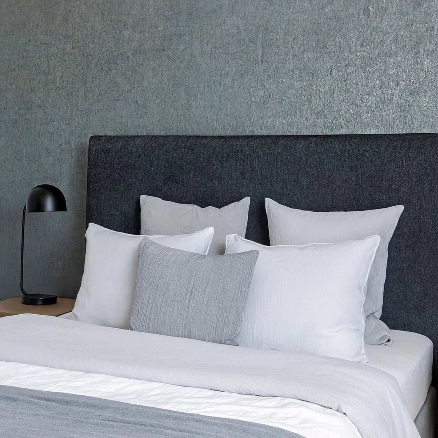 WM029KCG Real Natural cork wallcovering gray silver gold metallic foil textured Wallpaper