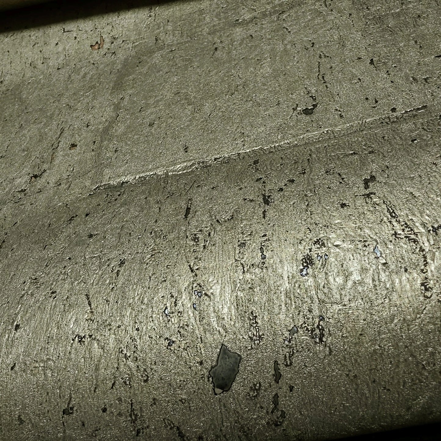 WM034KCG Real Natural cork organic Brass metallic black textured contemporary Wallpaper