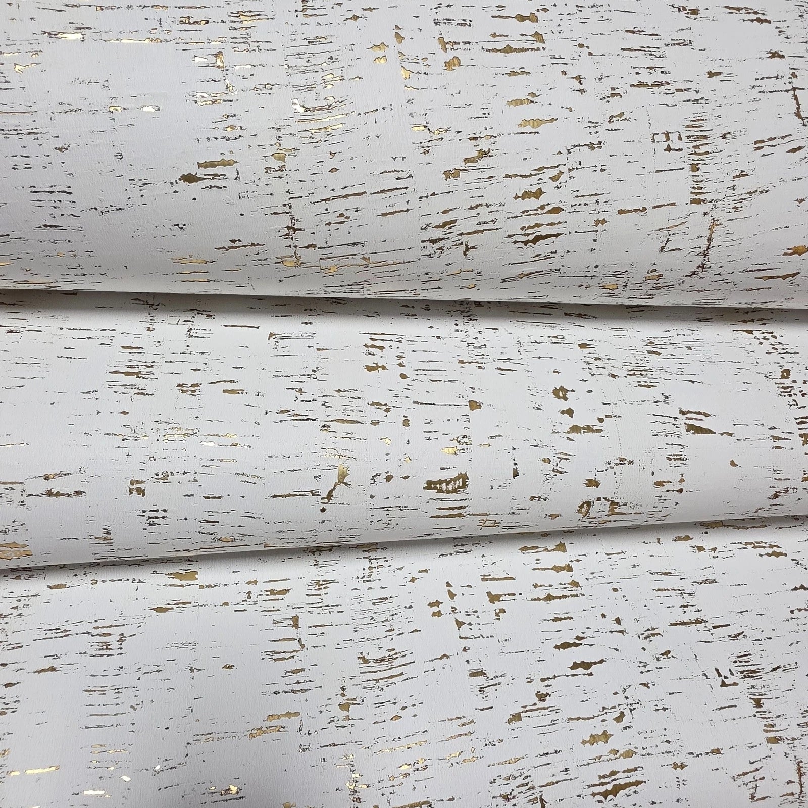 WM100101SMC Enchanced natural cork matte white gold metallic foil birch textured Wallpaper