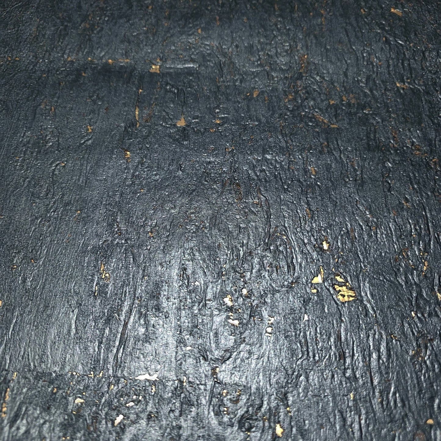WM868KCG Real Natural cork Gray charcoal platinum gold metallic foil textured Wallpaper